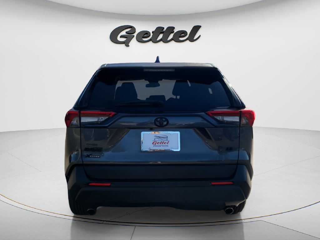Used 2023 Toyota RAV4 LE FWD image 6
