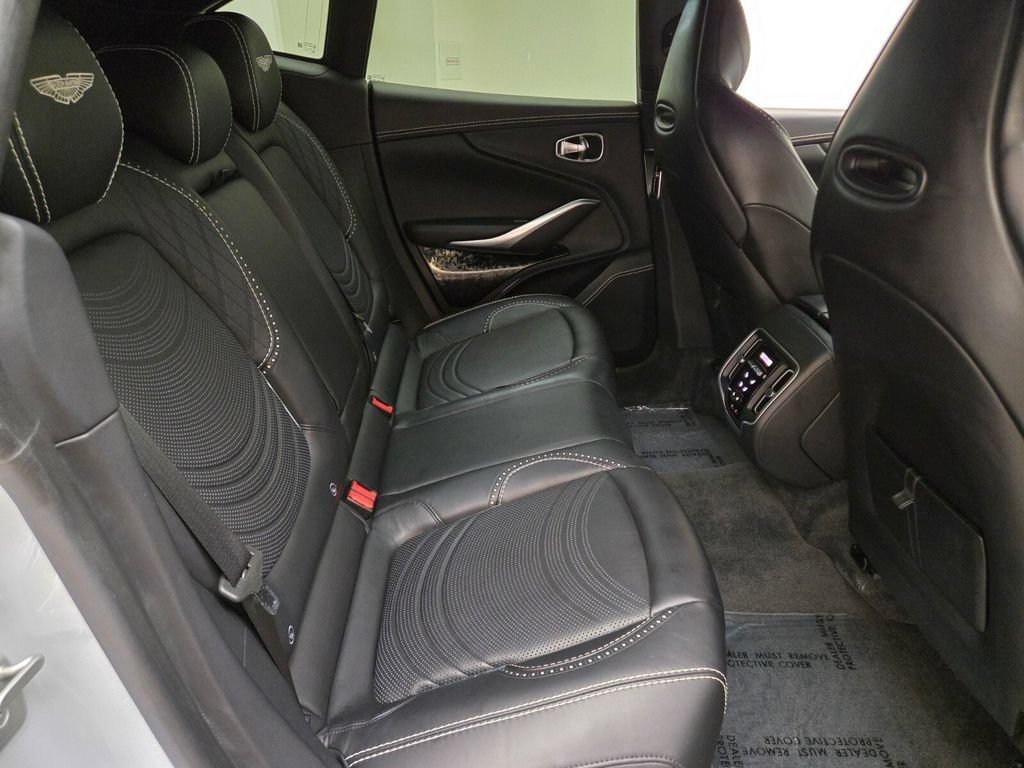 Used 2022 Aston Martin DBX AWD/4WD image 25