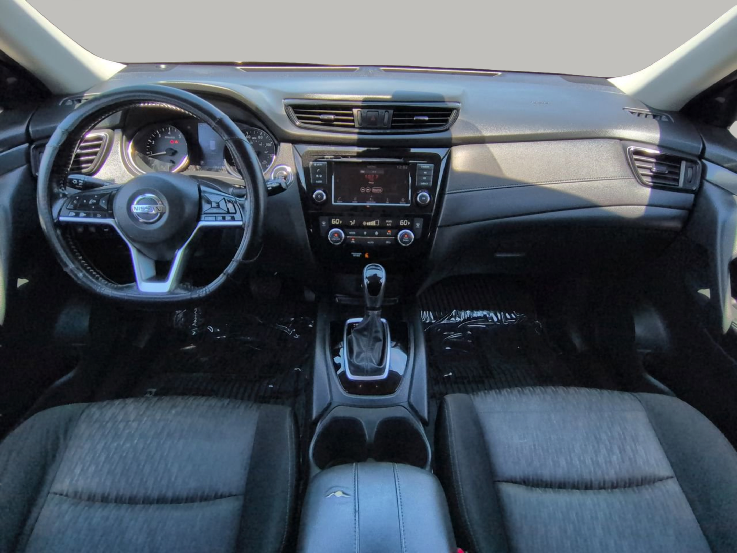 Used 2020 Nissan Rogue SV FWD image 4