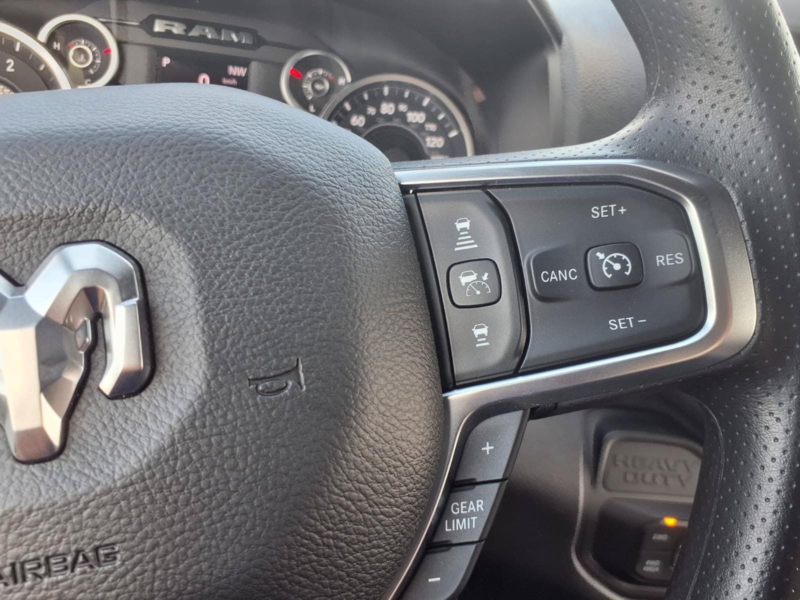 New 2026 RAM 2500 Tradesman AWD/4WD image 13