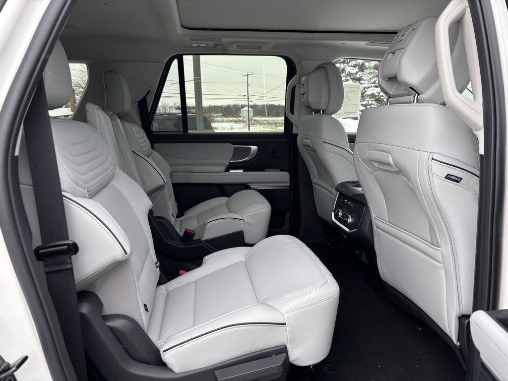 New 2026 Ford Expedition Max Platinum w/ Platinum Ultimate Package image 13