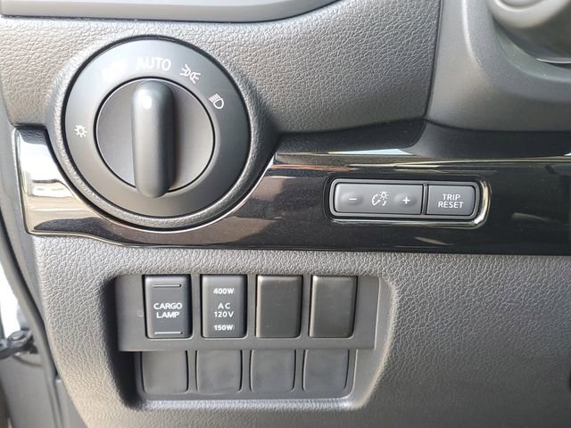 Certified 2024 Nissan Titan SV w/ SV Convenience Package RWD image 29