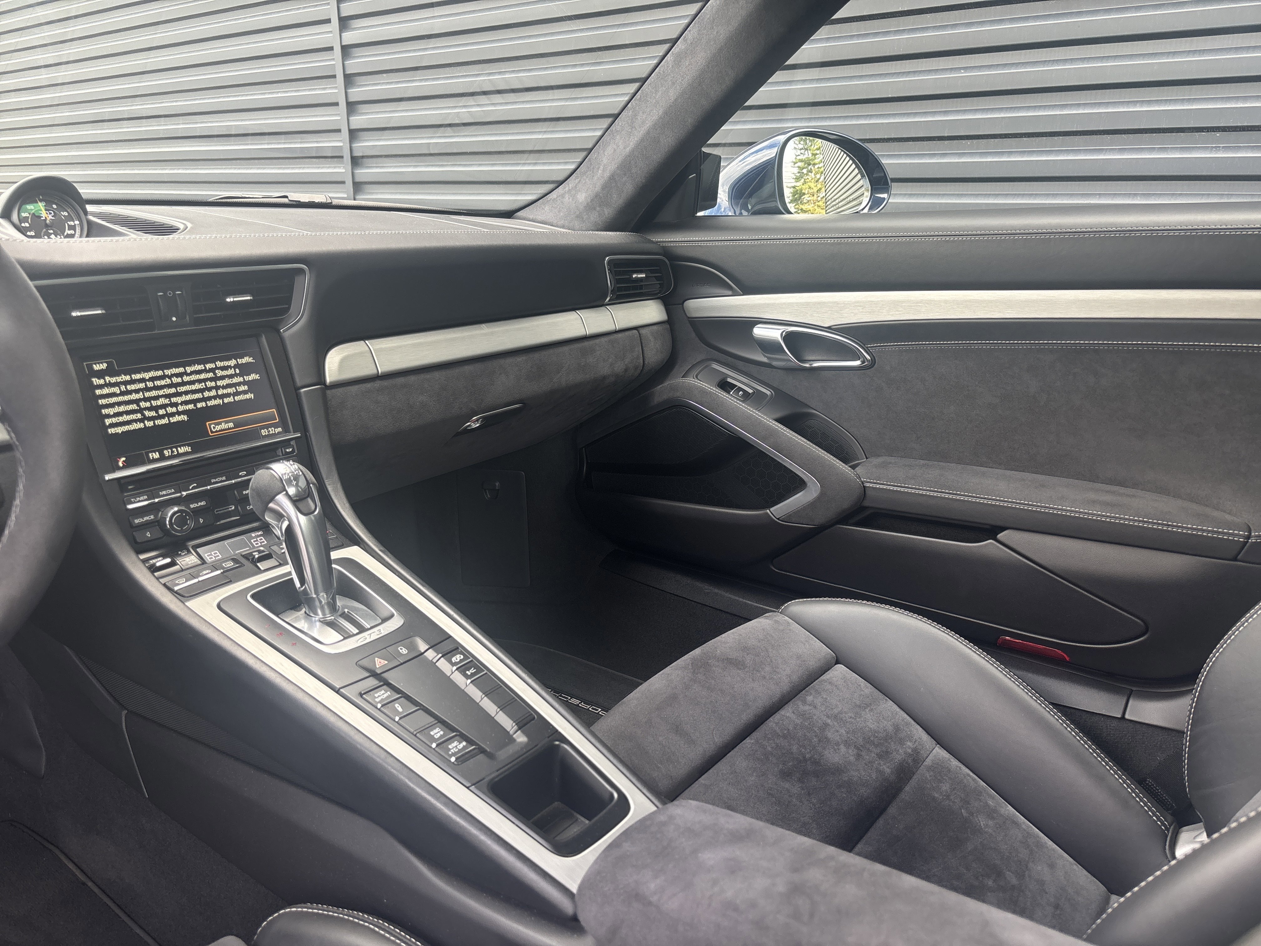 Used 2015 Porsche 911 GT3 RWD image 23