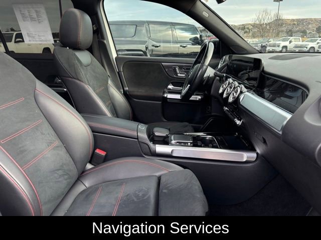 Used 2021 Mercedes-Benz GLB 250 4MATIC image 25