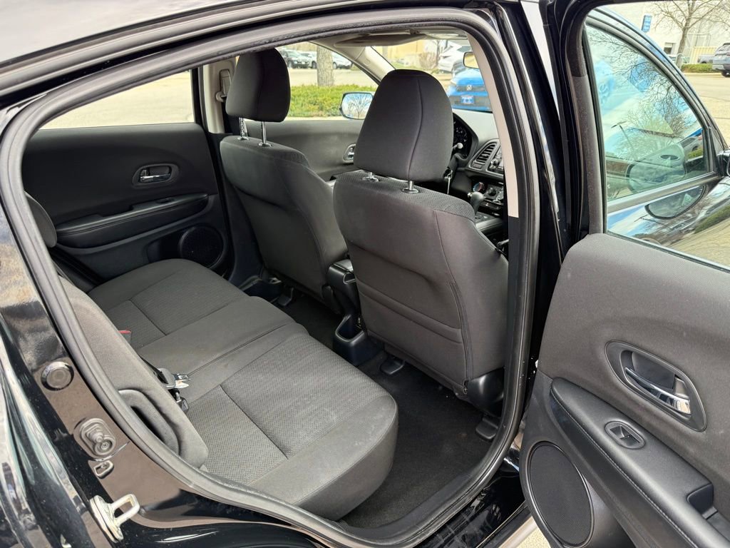 Used 2018 Honda HR-V LX image 18