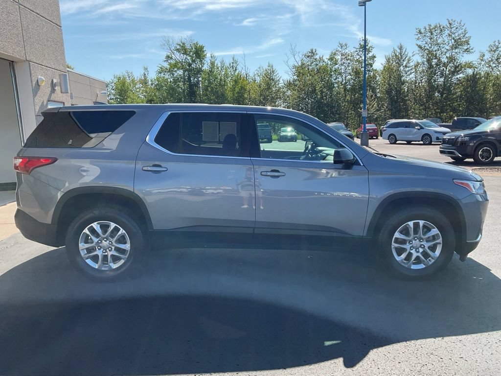 Used 2020 Chevrolet Traverse LS w/ LPO, Floor Liner Package AWD/4WD image 4