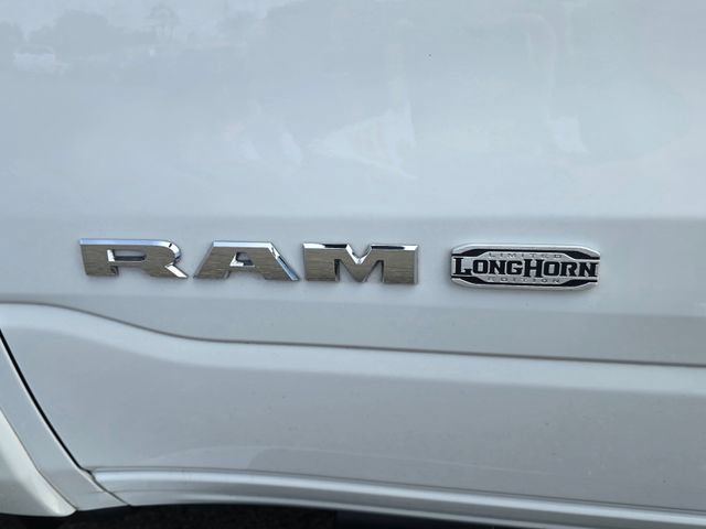 Certified 2022 RAM 1500 Limited w/ Body Color Bumper Group AWD/4WD image 30
