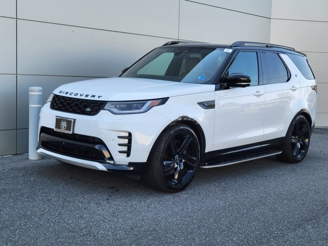 Used 2025 Land Rover Discovery Dynamic SE