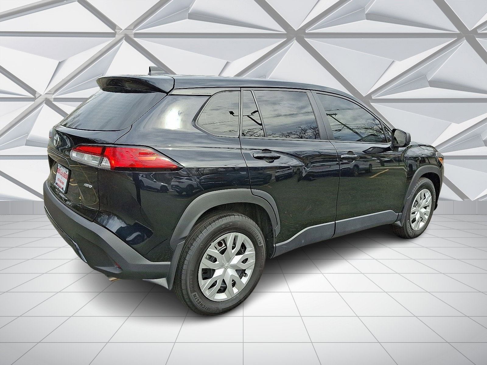 Used 2024 Toyota Corolla Cross L image 11