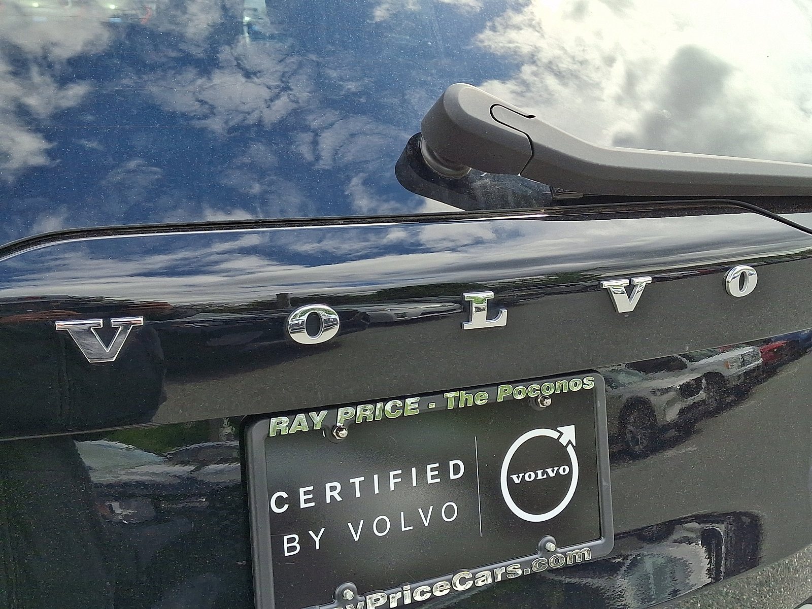 Certified 2024 Volvo XC90 T8 Plus AWD/4WD image 30