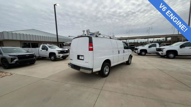 Used 2022 Chevrolet Express 2500 Work Van w/ Driver Convenience Package image 5