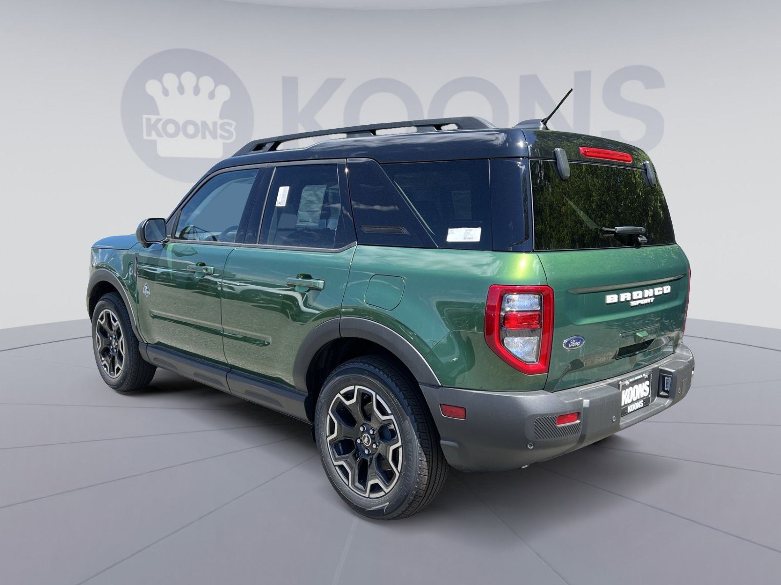 New 2025 Ford Bronco Sport Outer Banks w/ Outer Banks Tech Package+ AWD/4WD image 8