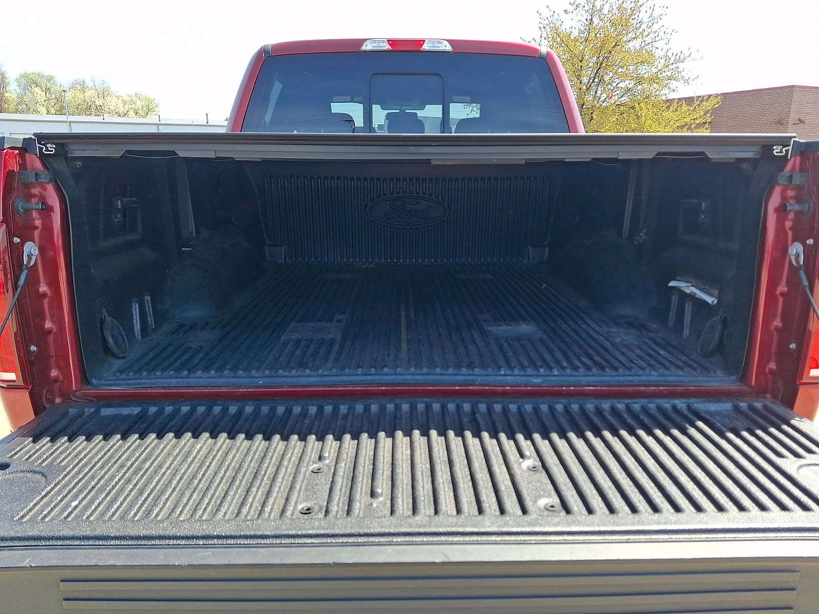 Used 2018 Ford F150 XLT w/ Equipment Group 302A Luxury AWD/4WD image 30