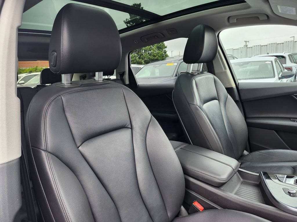 Used 2018 Audi Q7 3.0T Premium Plus w/ Premium Plus Package AWD/4WD image 14