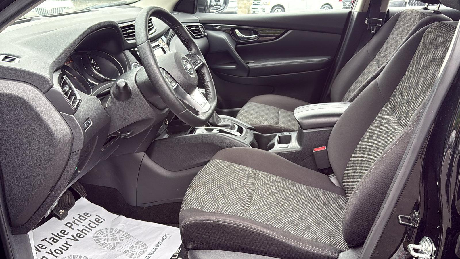 Certified 2021 Nissan Rogue Sport SV AWD/4WD image 19