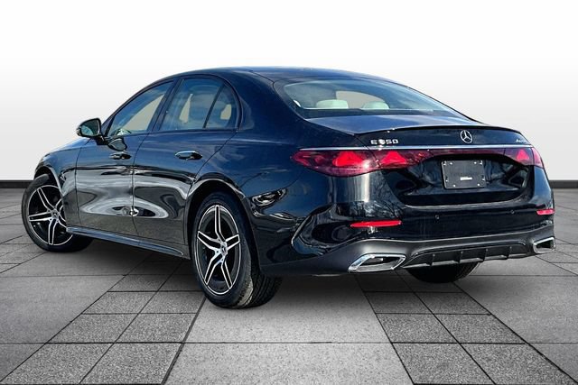 New 2026 Mercedes-Benz E 350 4MATIC Sedan image 3