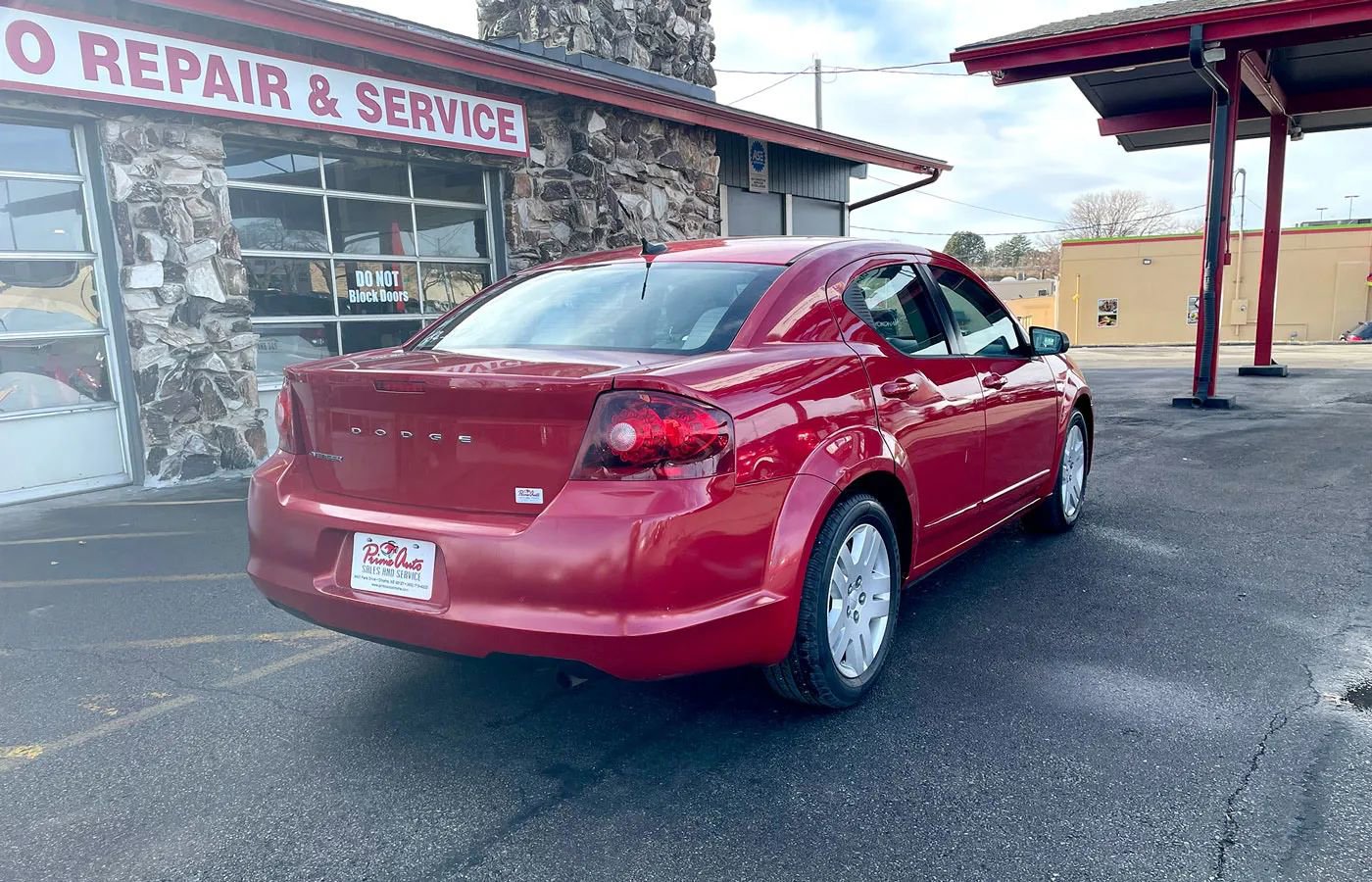 Used 2012 Dodge Avenger SE image 7