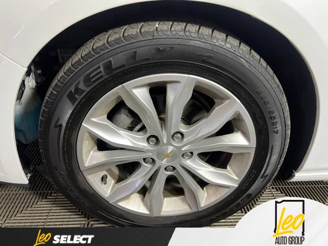 Used 2024 Chevrolet Malibu LT FWD image 9