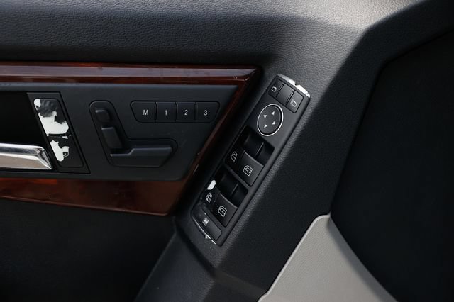 Used 2010 Mercedes-Benz GLK 350 2WD w/ Multimedia Pkg image 48