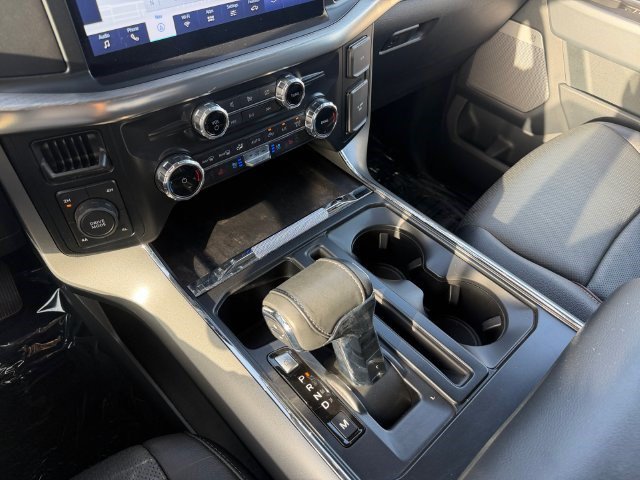 Used 2022 Ford F150 Lariat AWD/4WD image 24