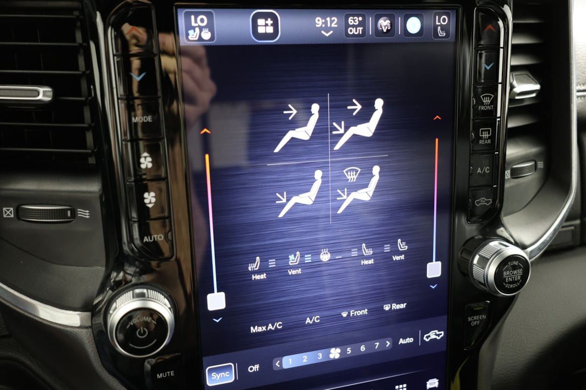Used 2023 RAM 1500 Laramie AWD/4WD image 51