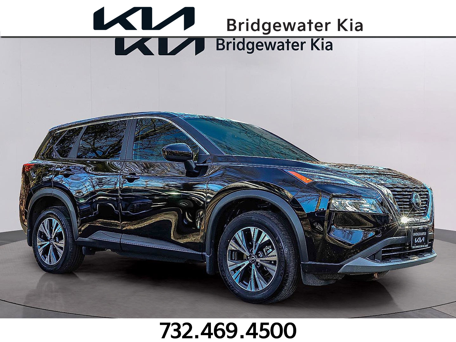 Used 2023 Nissan Rogue SV video 1