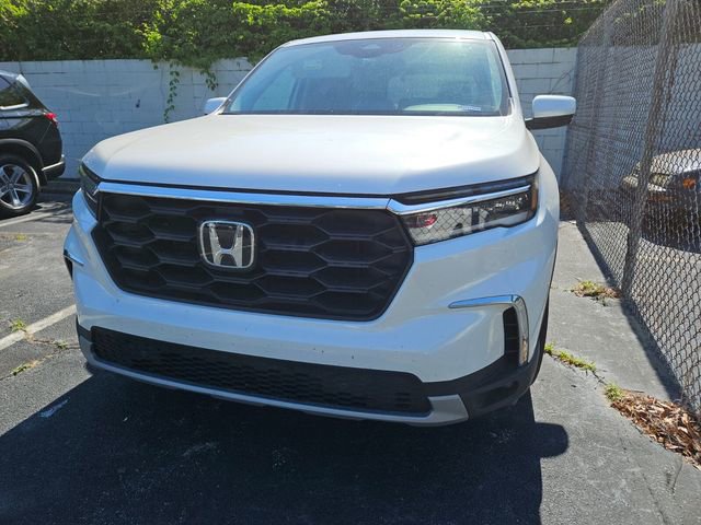 Used 2025 Honda Pilot EX-L image 2