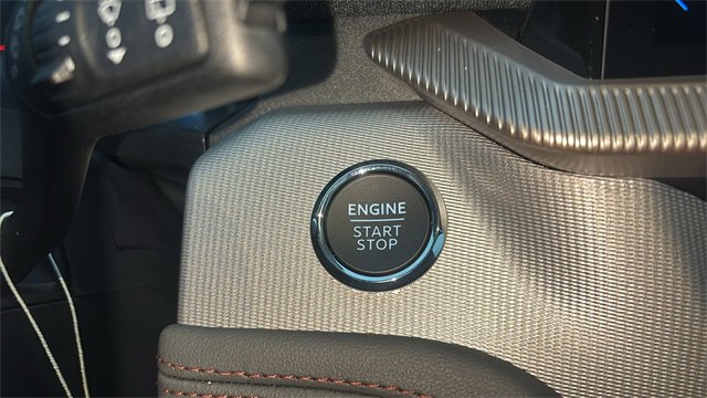 New 2025 Ford Explorer Active w/ Active Comfort Package image 12