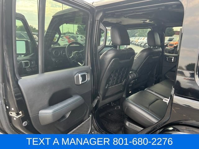 Used 2021 Jeep Wrangler Unlimited Rubicon 4xe w/ Cold Weather Group AWD/4WD image 30