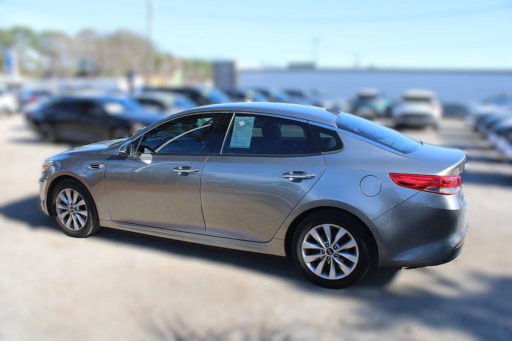 Used 2016 Kia Optima EX image 12