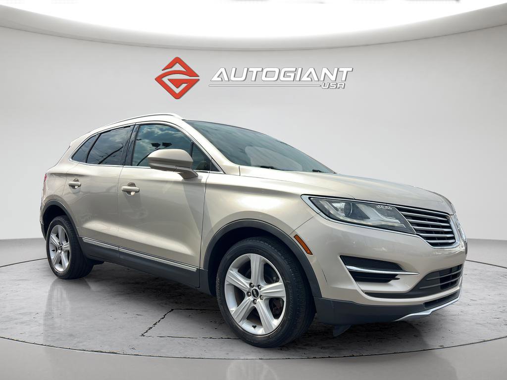 Used 2017 Lincoln MKC Premiere FWD image 4