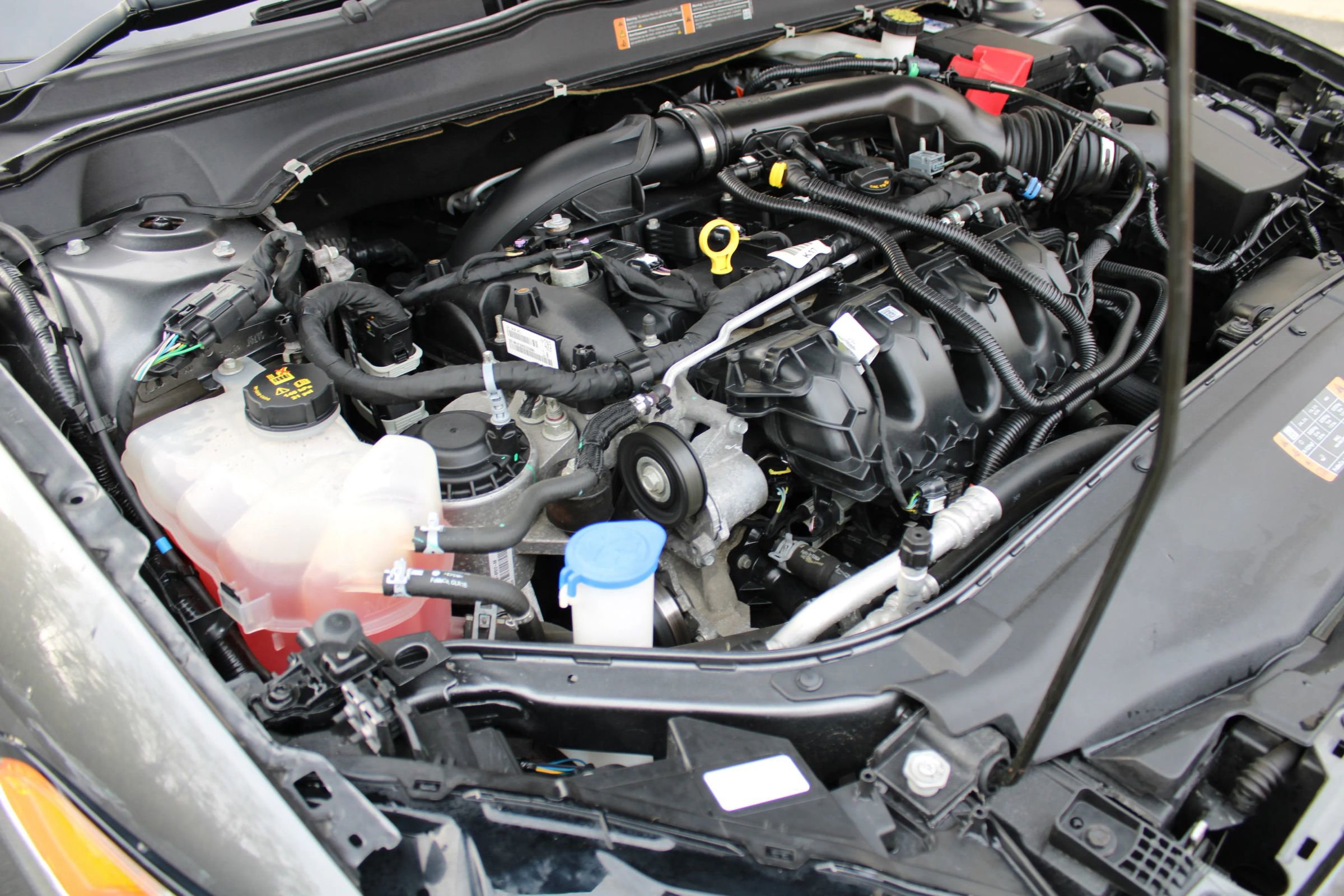 Used 2020 Ford Fusion Titanium image 29