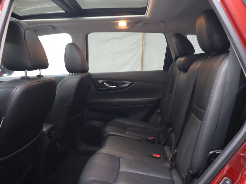 Used 2019 Nissan Rogue SL w/ Premium Package AWD/4WD image 14