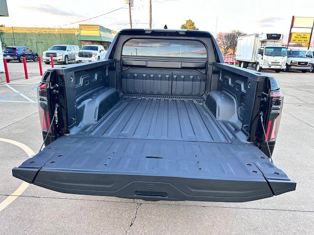 New 2025 GMC Sierra EV Denali image 7
