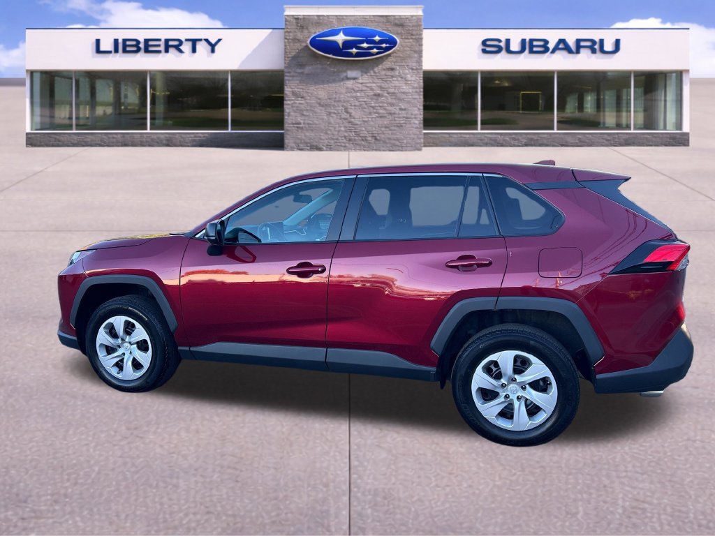 Used 2023 Toyota RAV4 LE AWD/4WD image 5