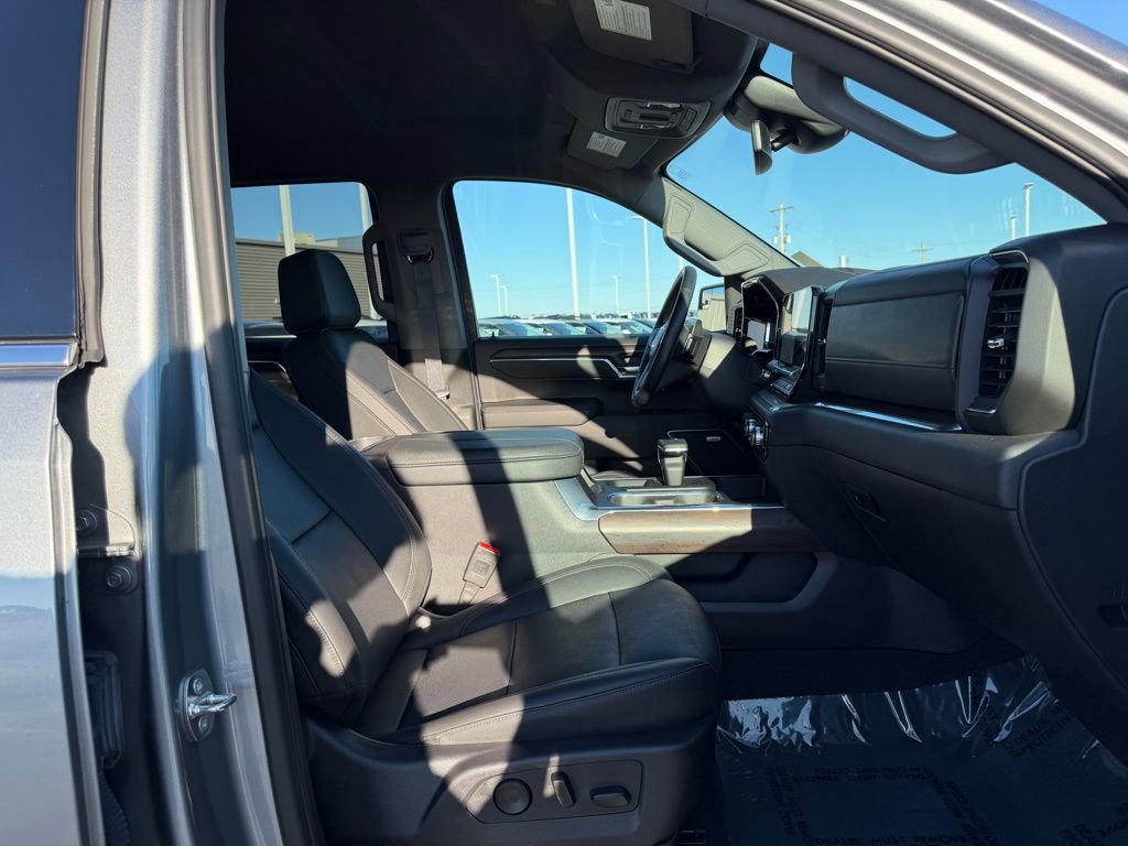 Used 2024 GMC Sierra 1500 SLT w/ SLT Premium Package image 24