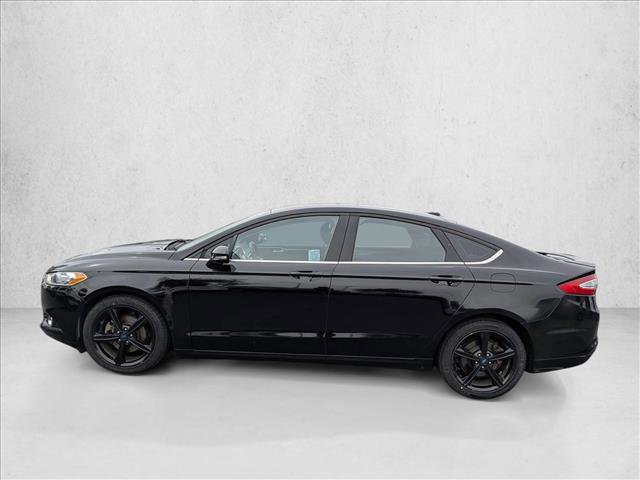 Used 2016 Ford Fusion SE image 9