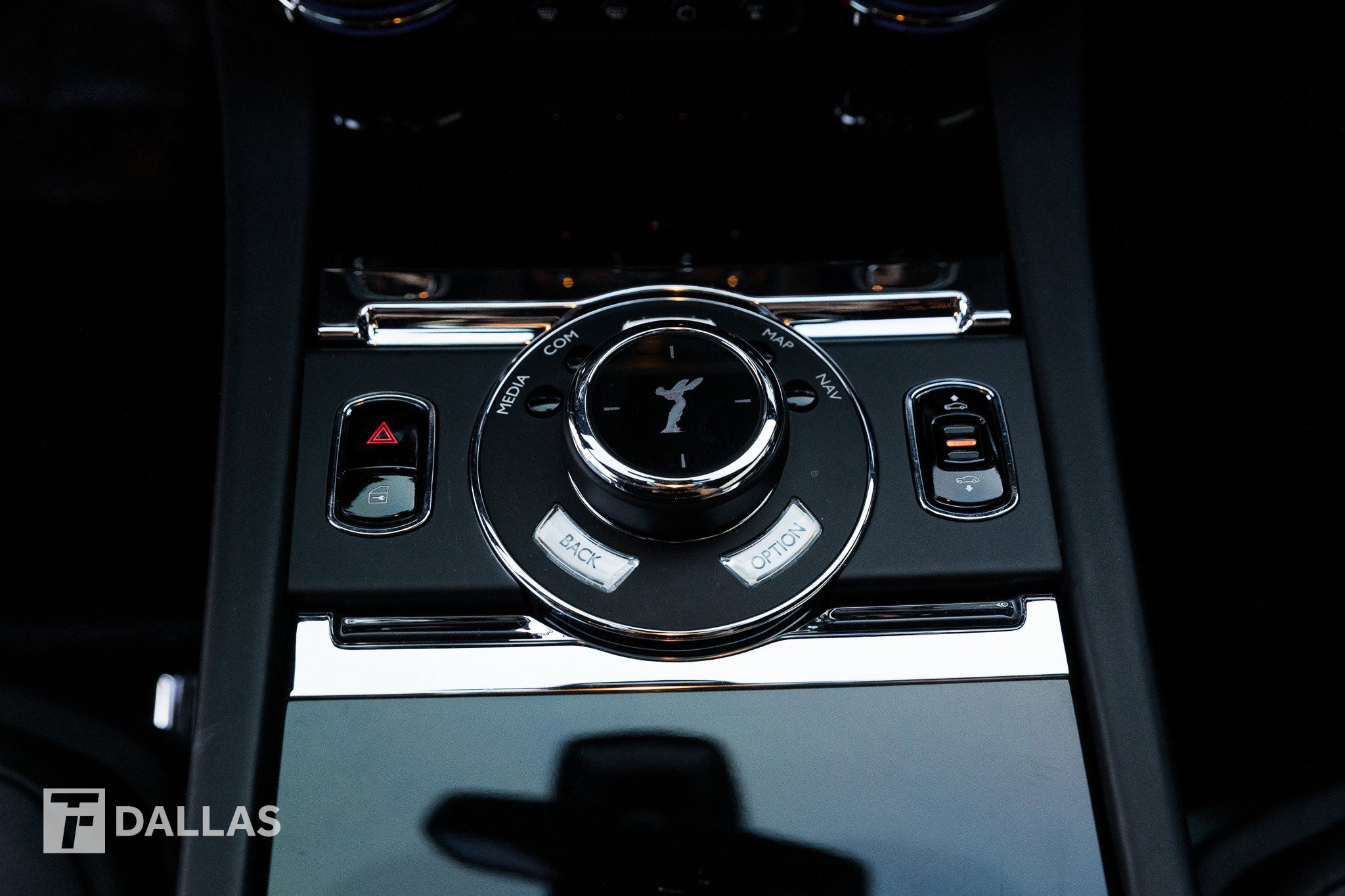 Used 2020 Rolls-Royce Wraith image 28