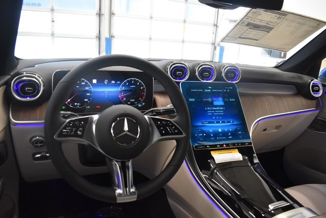 New 2027 Mercedes-Benz GLC 300 4MATIC image 23