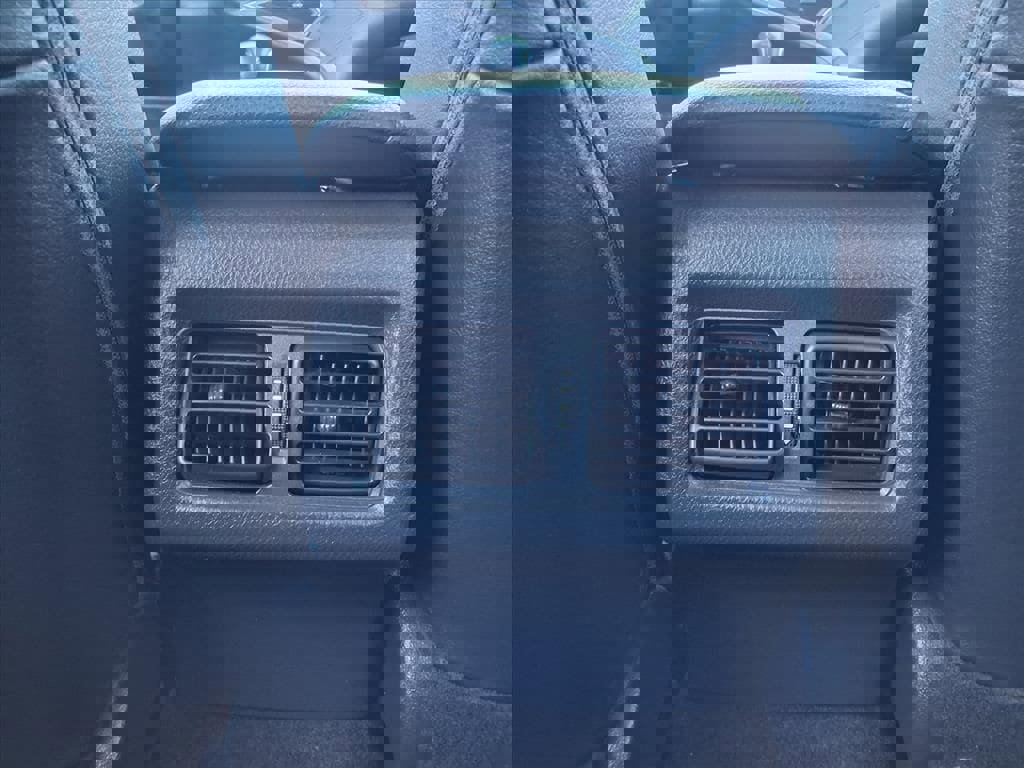 Used 2020 Toyota Camry XSE image 24