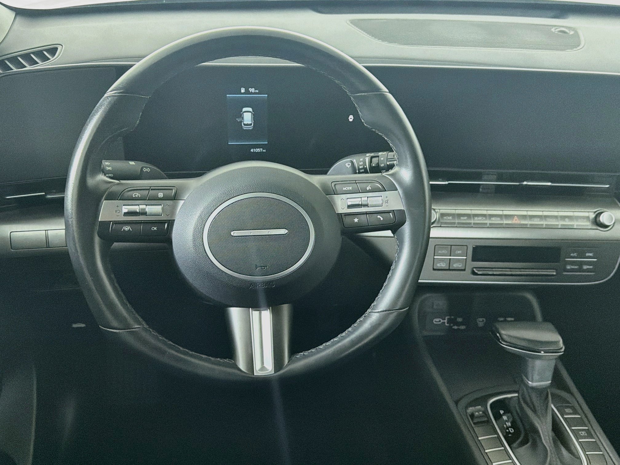 Used 2025 Hyundai Kona SEL FWD image 17