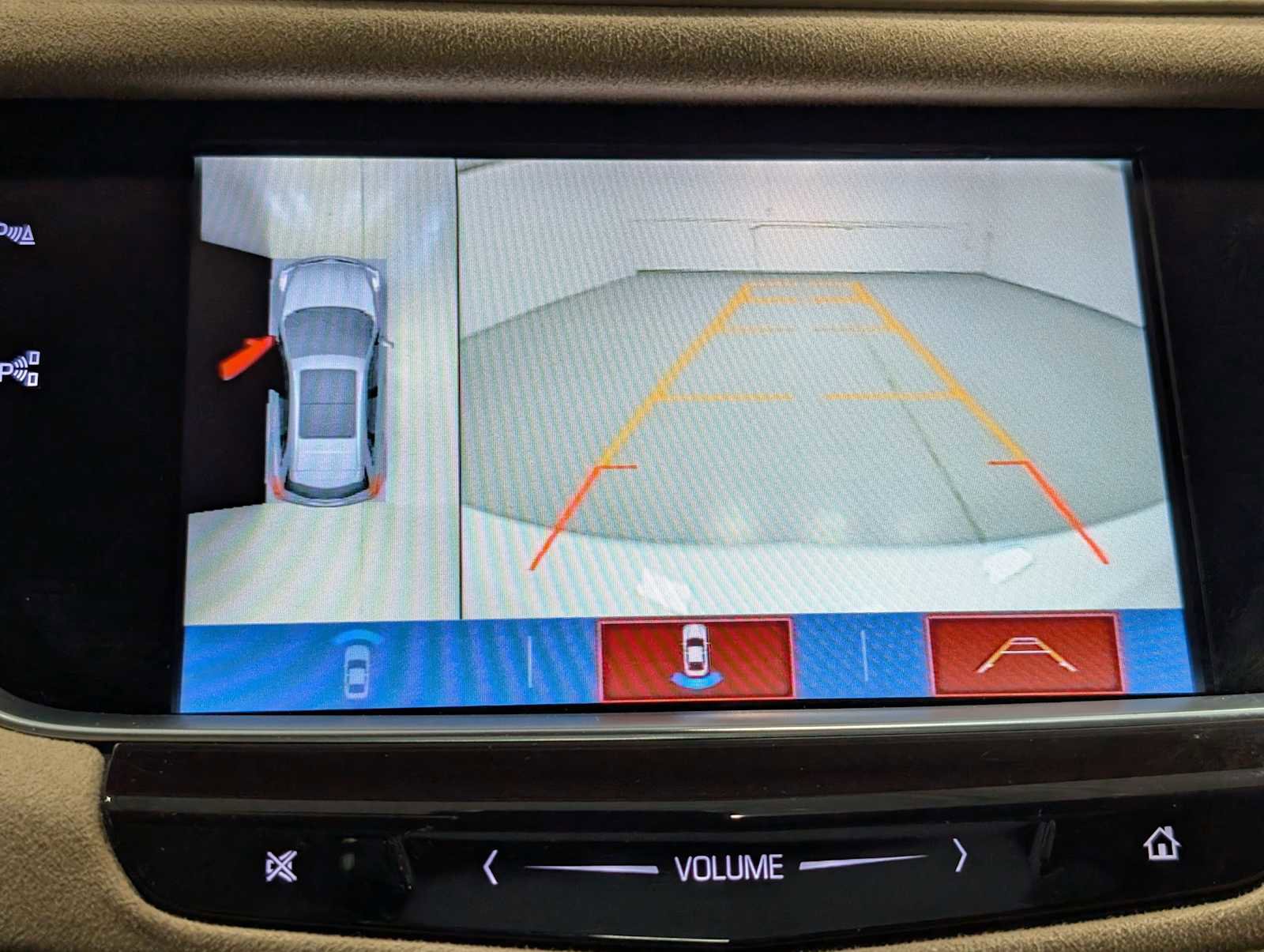 Used 2018 Cadillac XT5 Platinum w/ Driver Assist Package AWD/4WD image 27