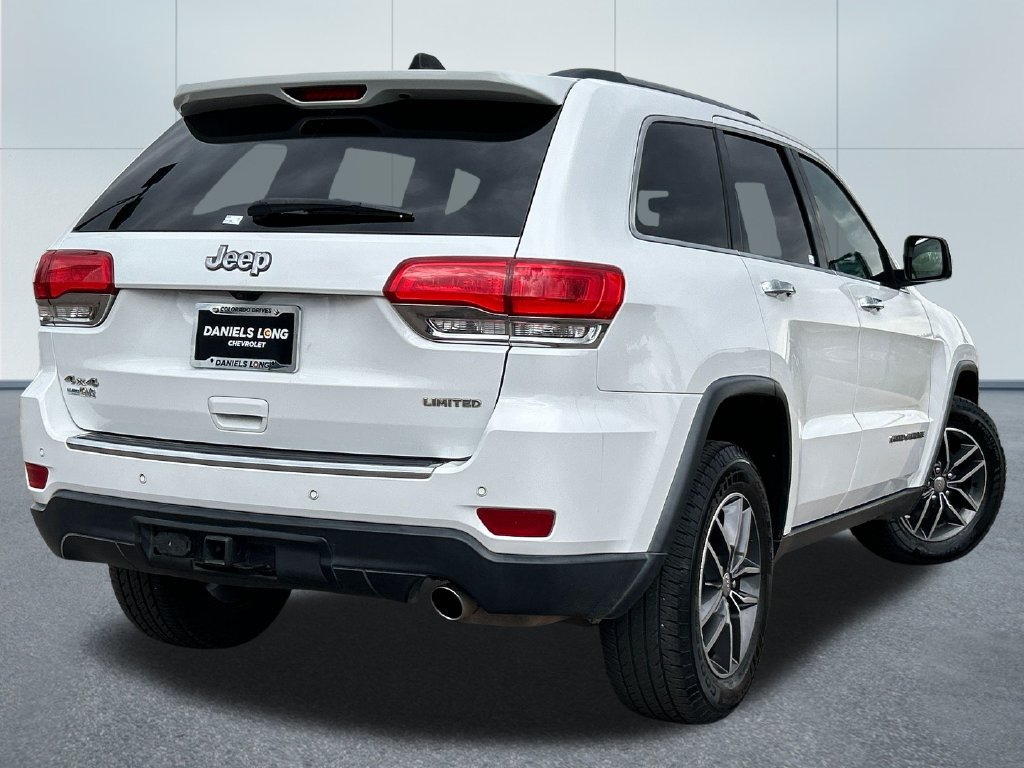 Used 2017 Jeep Grand Cherokee Limited AWD/4WD image 2