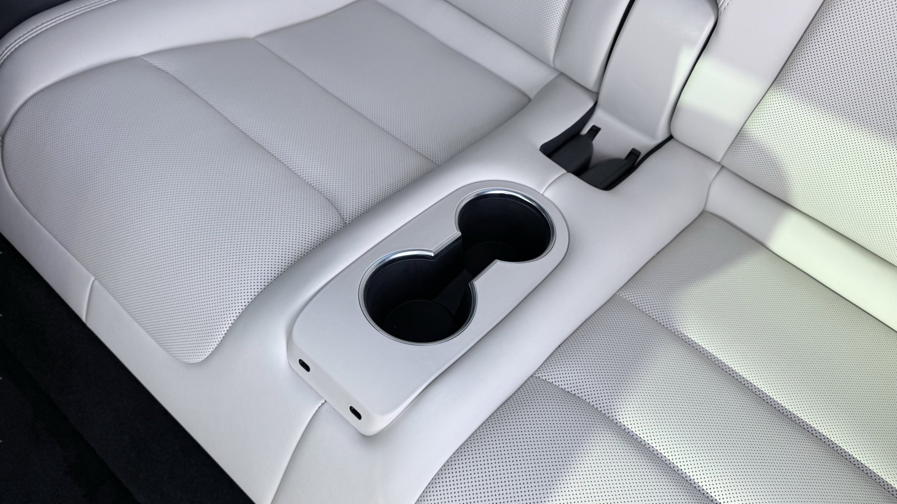 Used 2023 Tesla Model X Plaid image 41