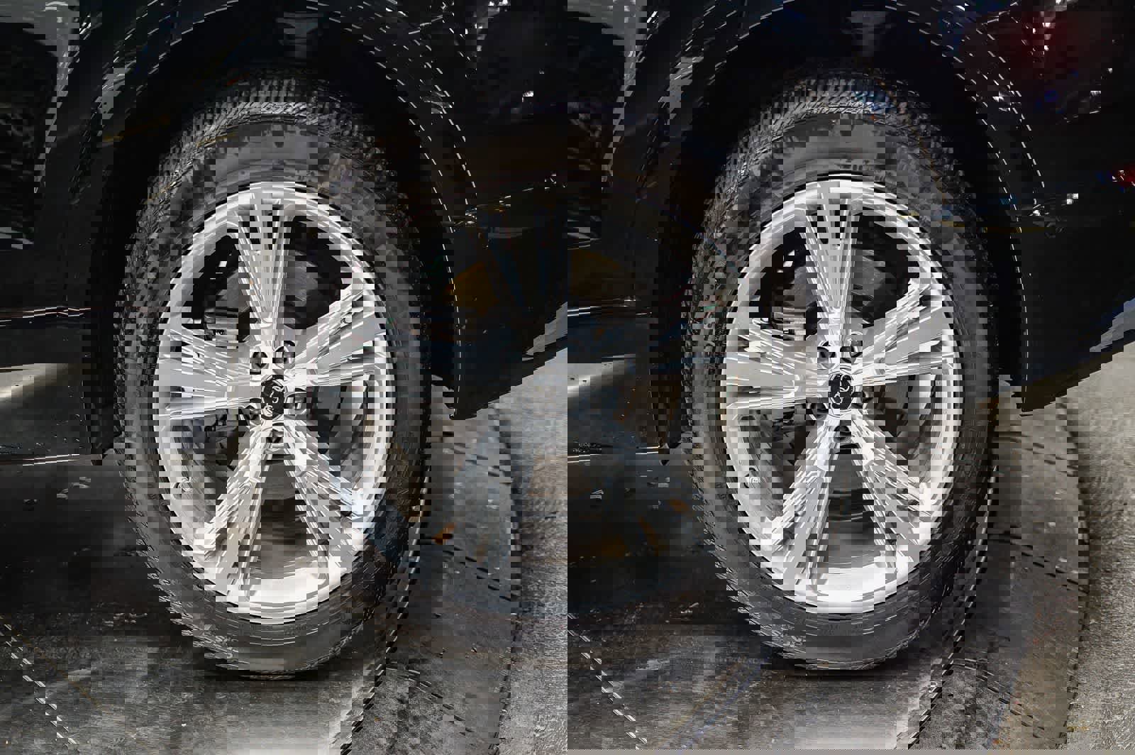 Used 2022 Audi Q8 Premium Plus image 9