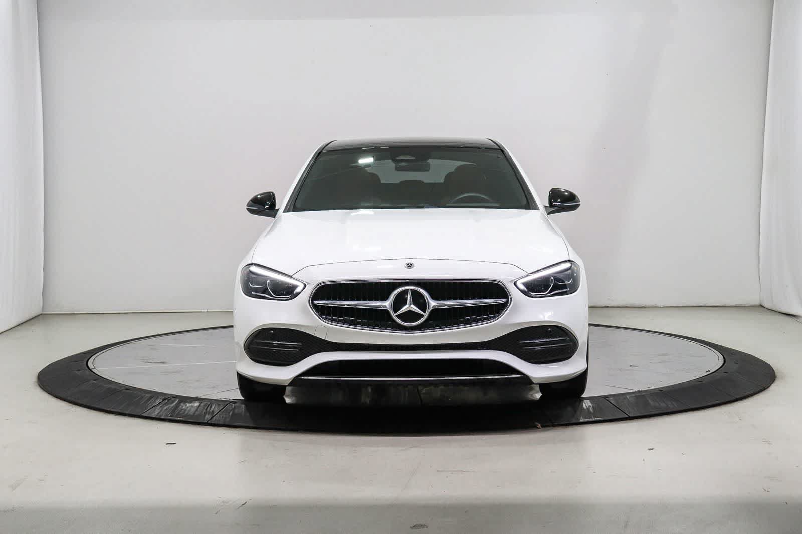 Used 2025 Mercedes-Benz C 300 Sedan image 6