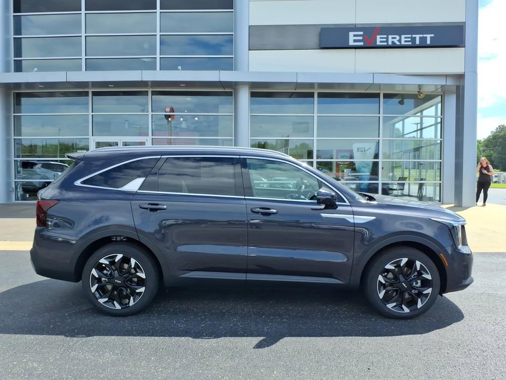 New 2026 Kia Sorento EX w/ EX Premium Package FWD image 2