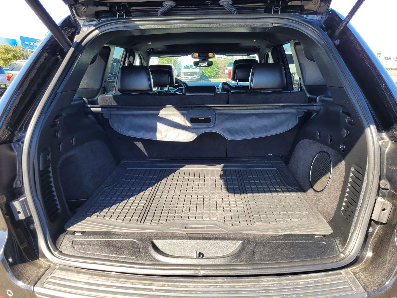 Used 2019 Jeep Grand Cherokee Altitude image 35