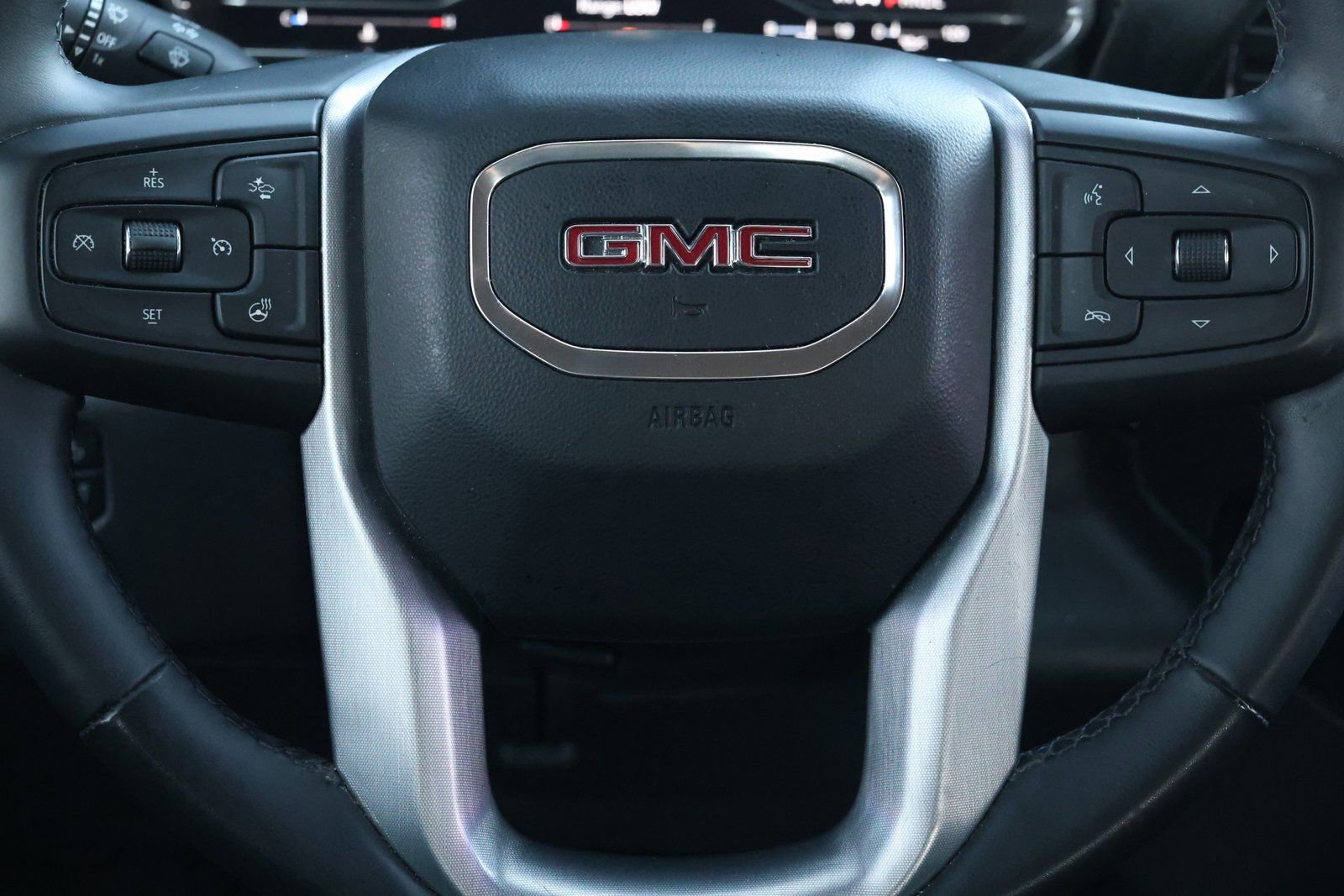 Used 2024 GMC Sierra 1500 SLT w/ X31 Off-Road Package image 17