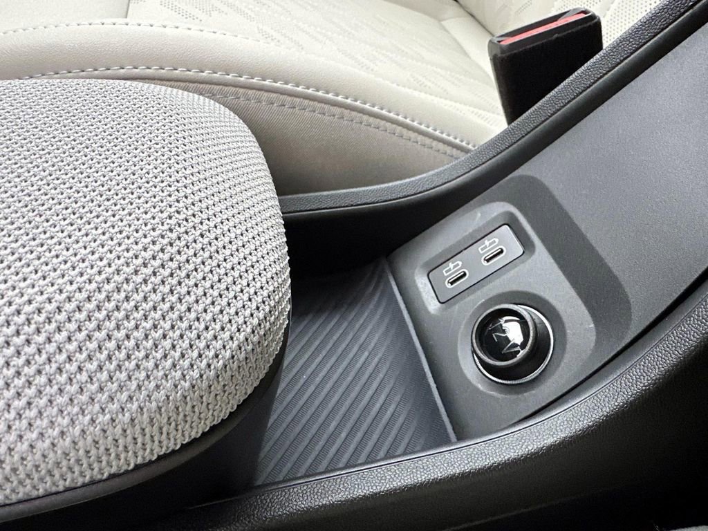 Certified 2025 MINI Cooper S image 19